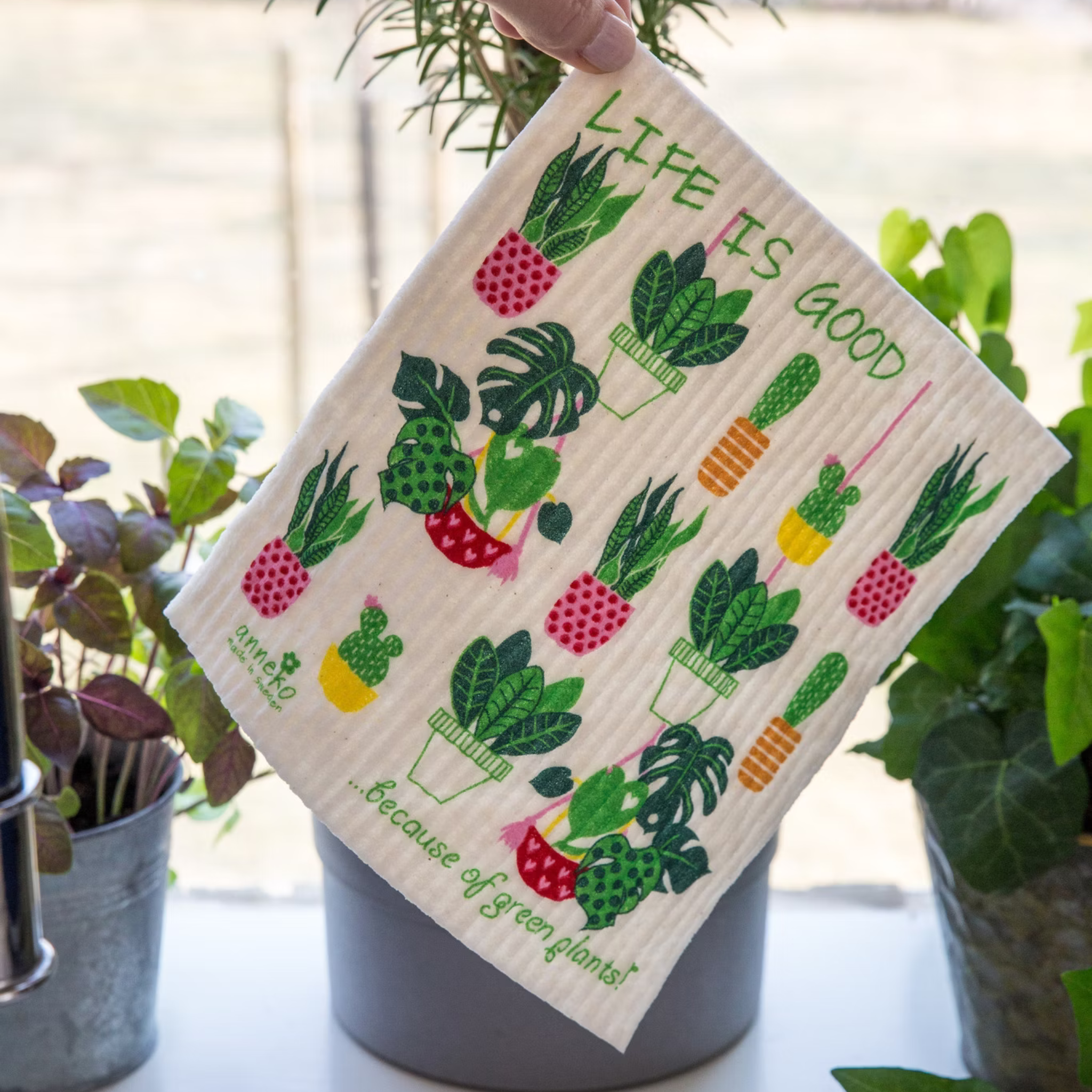 life is good amazing swedish dishcloth wet