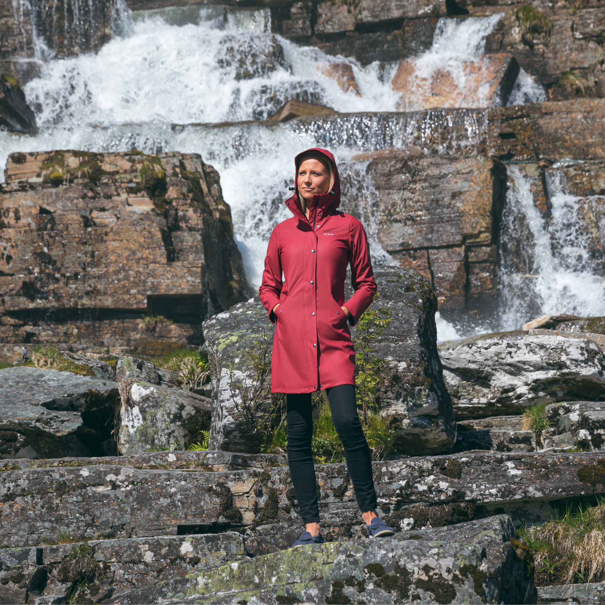 Women s Scandinavian Raincoat Red XL