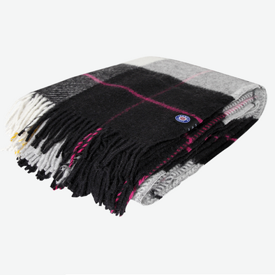 Black Plaid - Icelandic Wool Blanket
